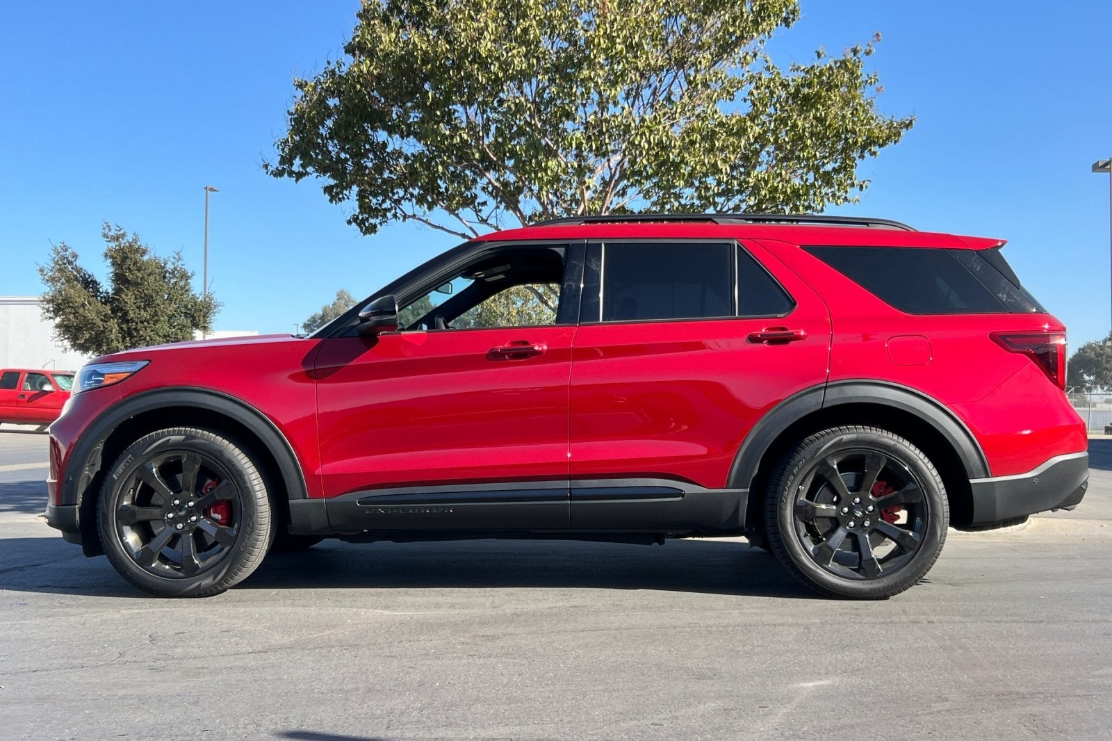 2024 Ford Explorer ST