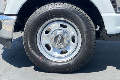 2025 Ford F-350SD XL