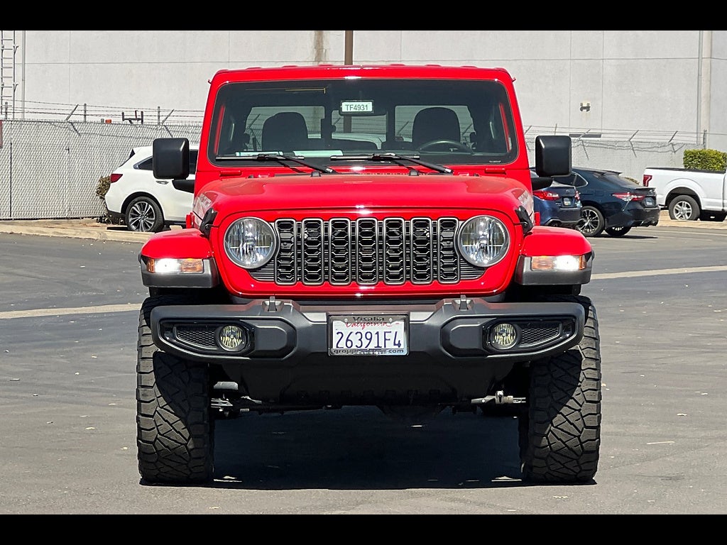 2025 Jeep Gladiator Sport