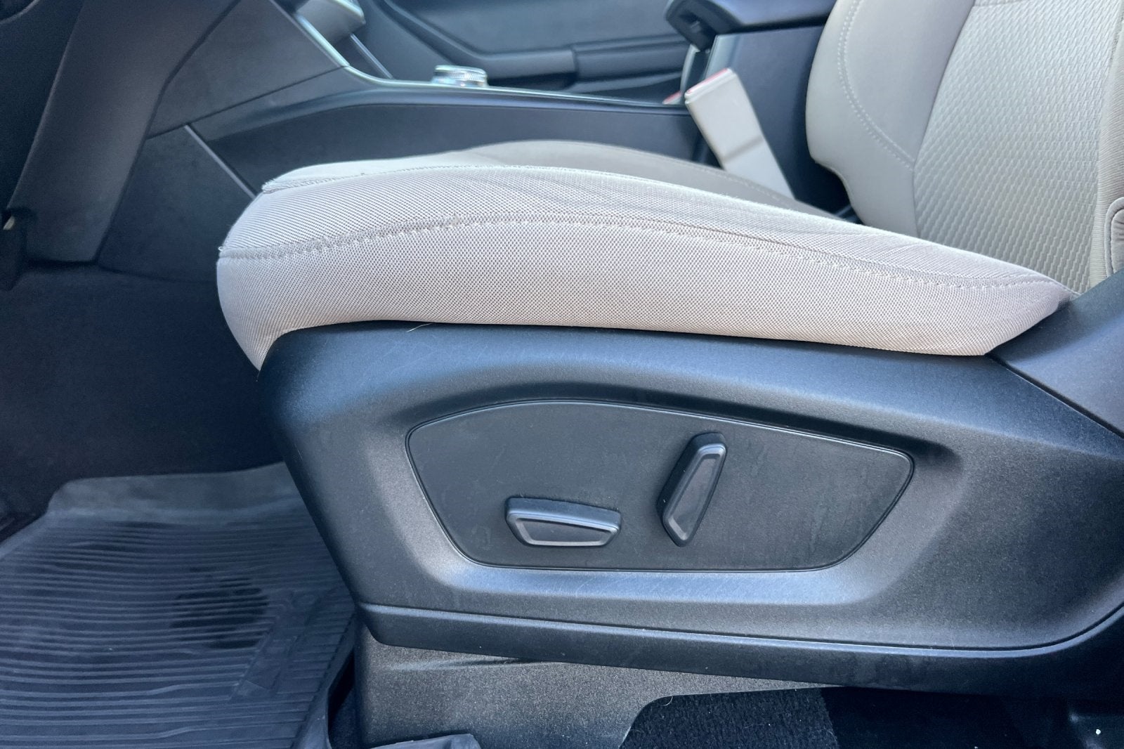 2021 Ford Explorer Base