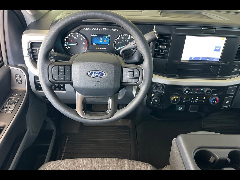 2025 Ford F-350 XLT