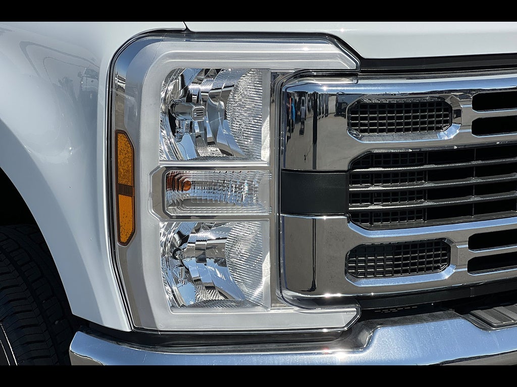 2025 Ford F-350 XLT