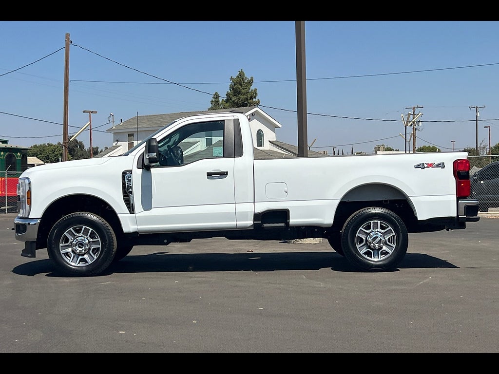 2025 Ford F-350 XLT