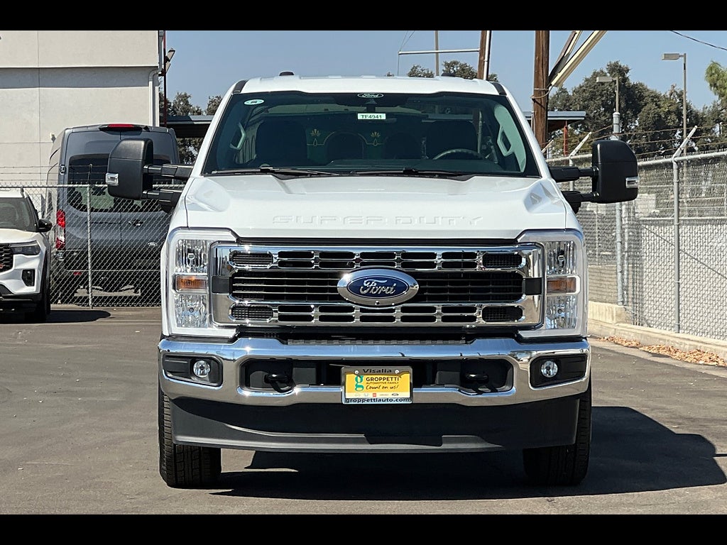 2025 Ford F-350 XLT