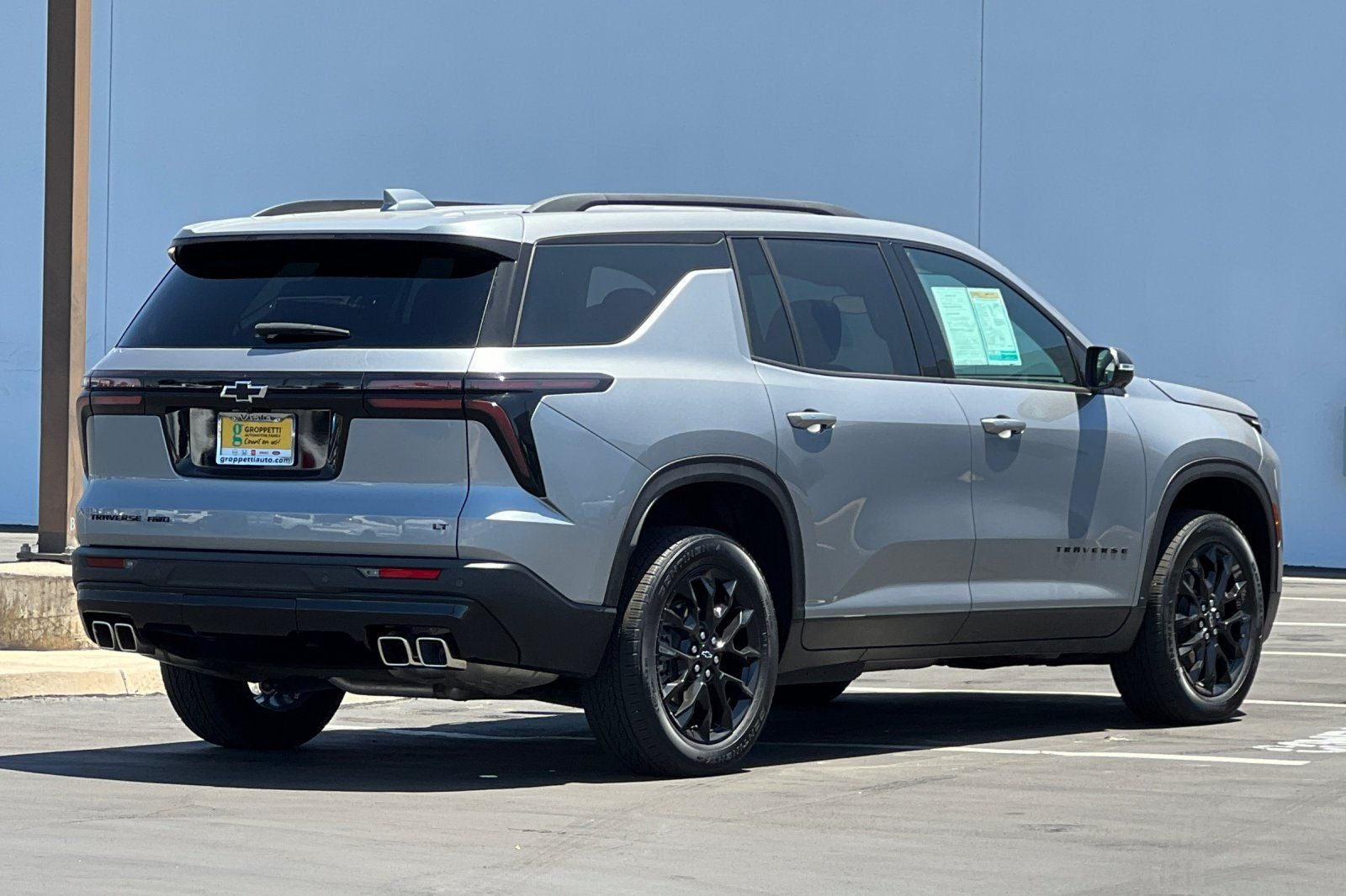 2024 Chevrolet Traverse LT