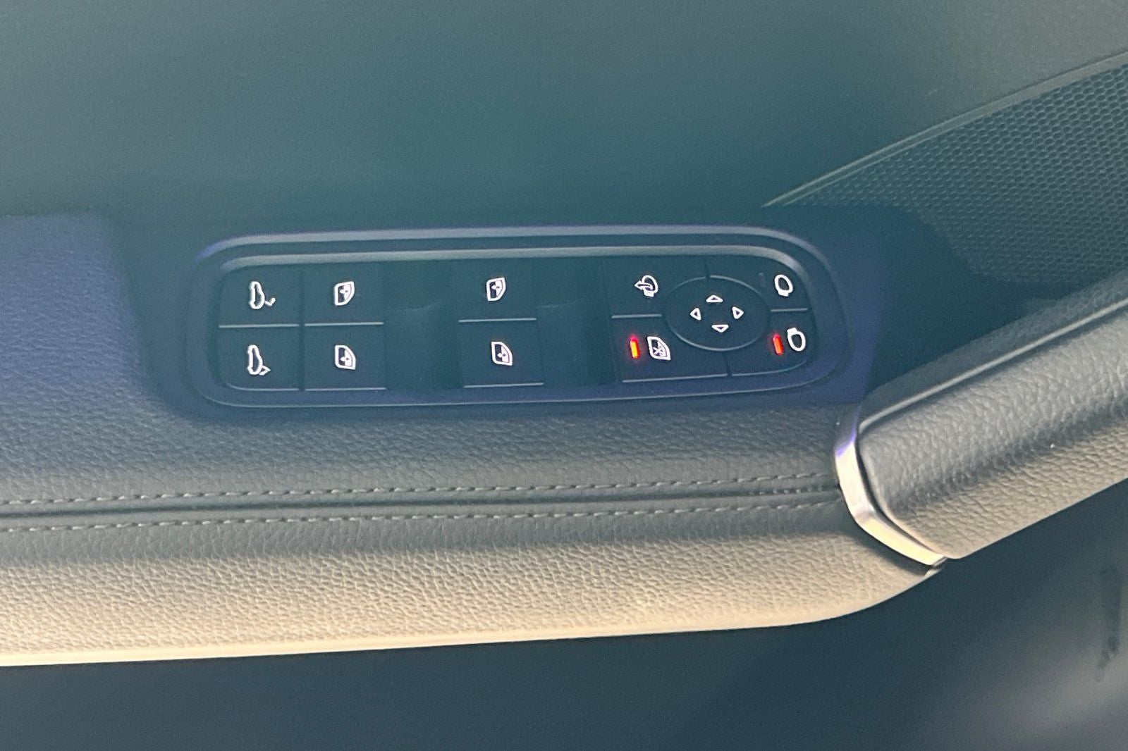 2023 Porsche Cayenne S Platinum Edition