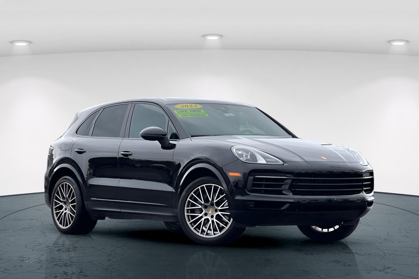 2023 Porsche Cayenne S Platinum Edition