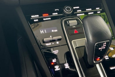 2023 Porsche Cayenne S Platinum Edition