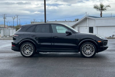 2023 Porsche Cayenne S Platinum Edition