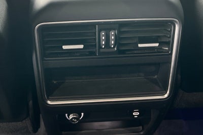 2023 Porsche Cayenne S Platinum Edition