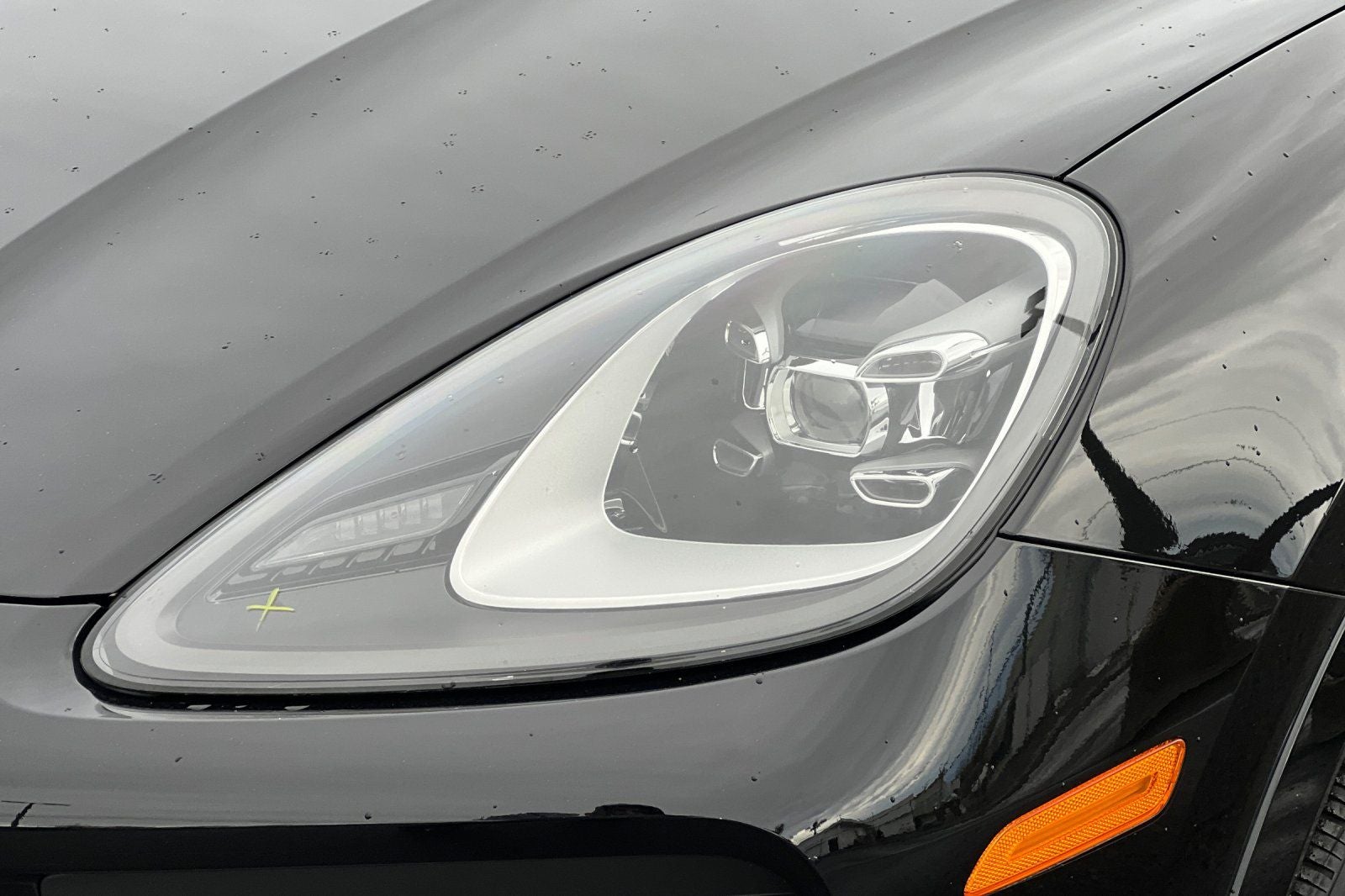 2023 Porsche Cayenne S Platinum Edition