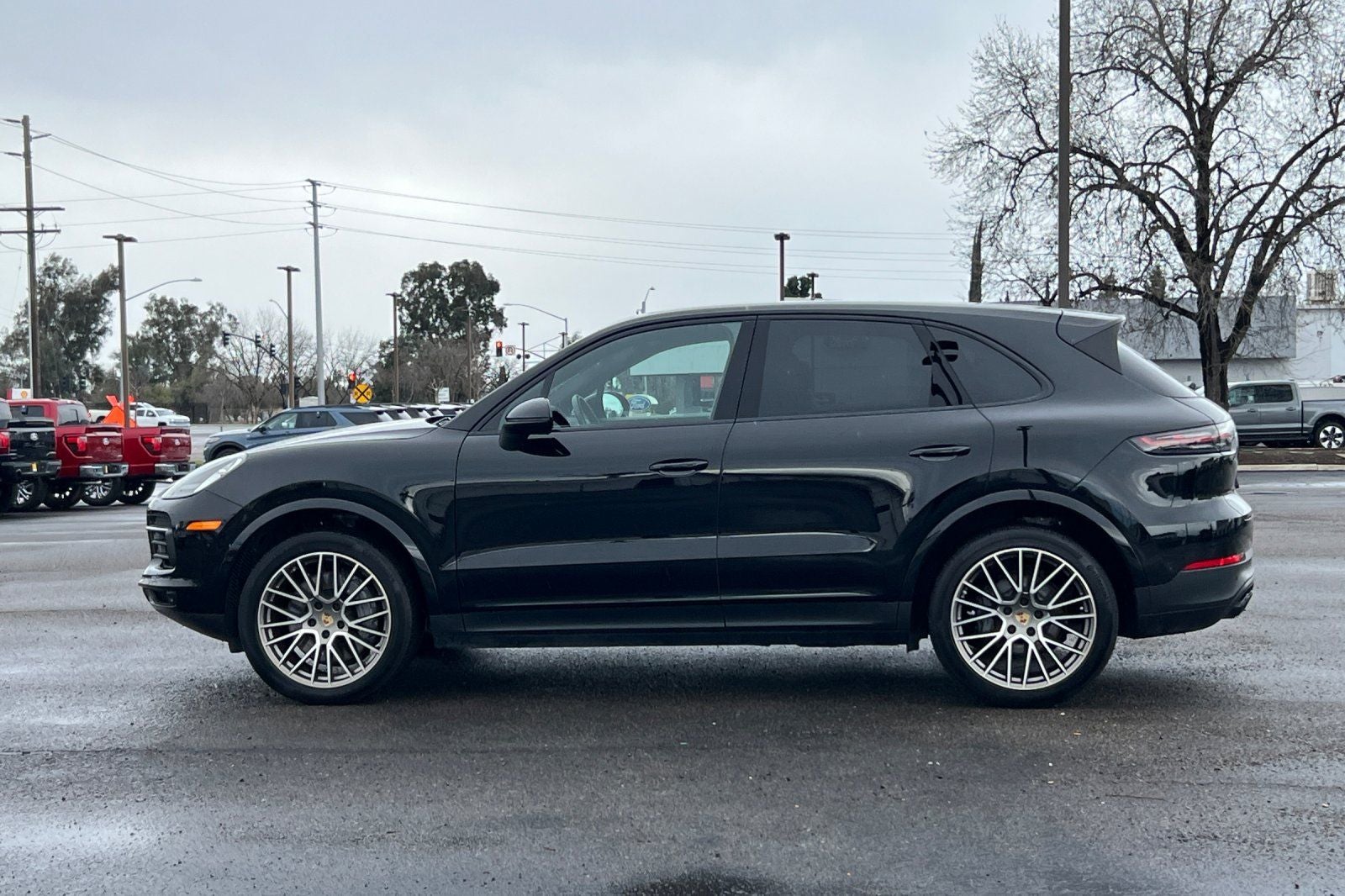 2023 Porsche Cayenne S Platinum Edition